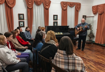 Странствующий бард посетил Тулу