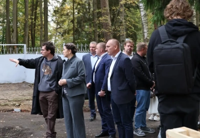 В Алексине молодёжь взялась за парк.